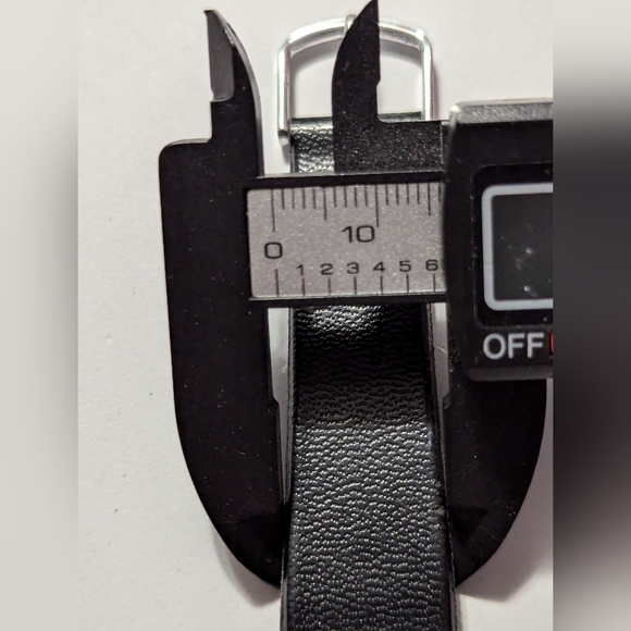 Disney Mickey Mouse Watch (Lorus) Black Plastic, Red Numbers, working.. 28 - Picture 7 of 9